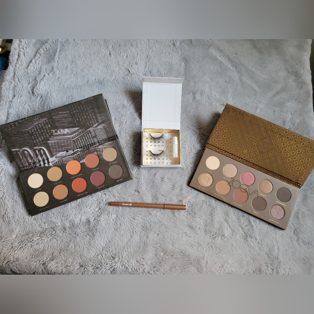 NWT Eyes Bundle